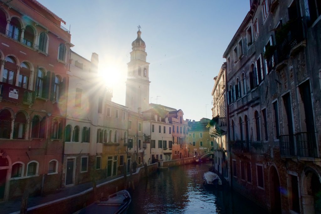 Castello Kanal Morgensonne Venedig