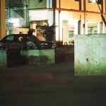 Betonklötze vor dem Kulturzentrum